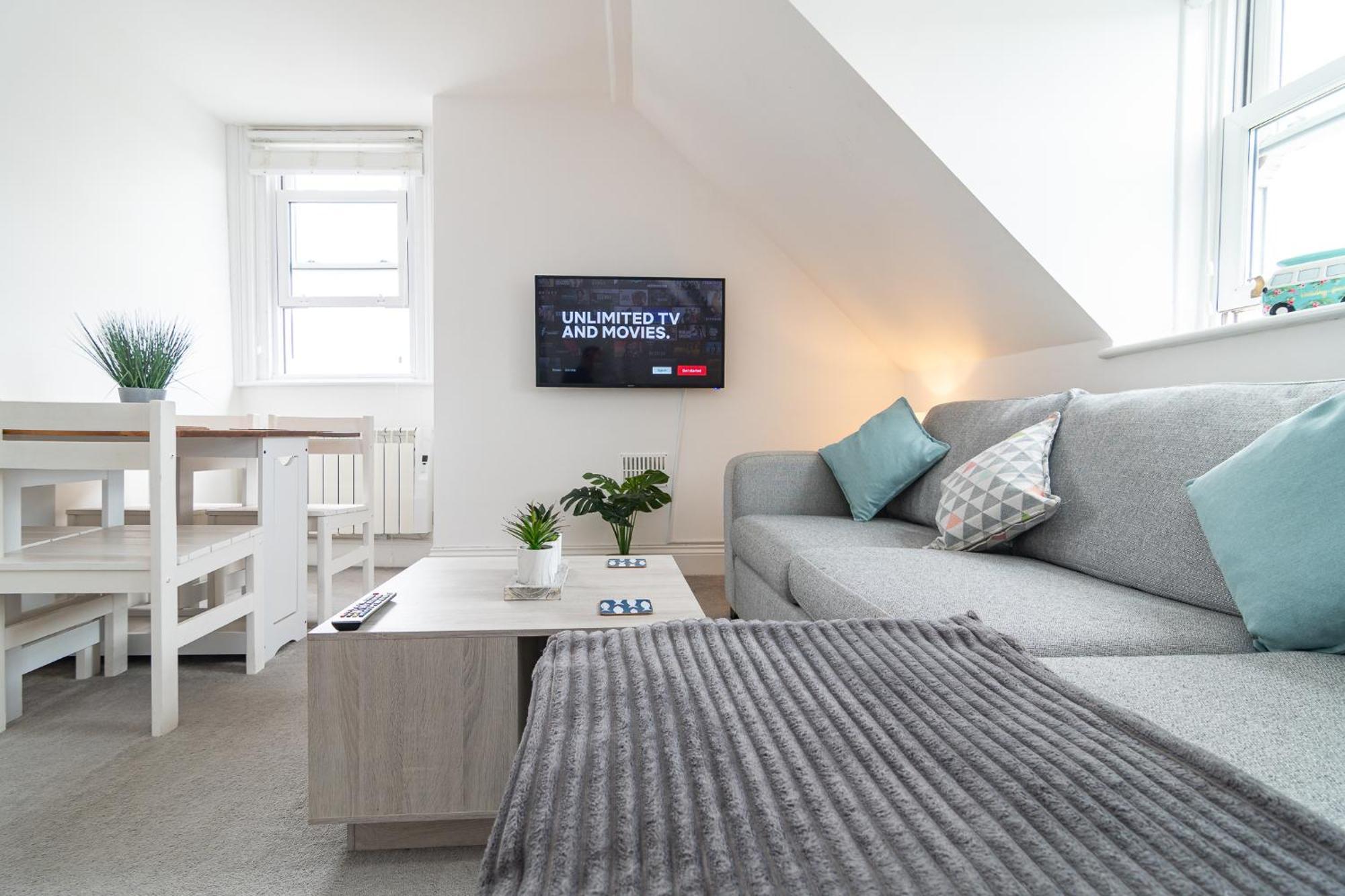 Light Airy 3 Bed Town Cntr Flat 700M To The Beach Bournemouth Exterior foto